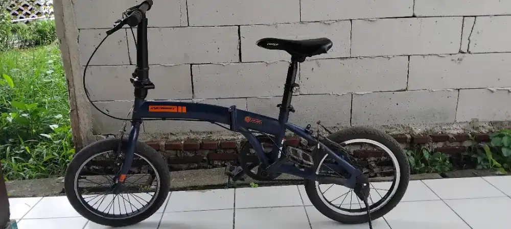Di jual karena udah gk di pake