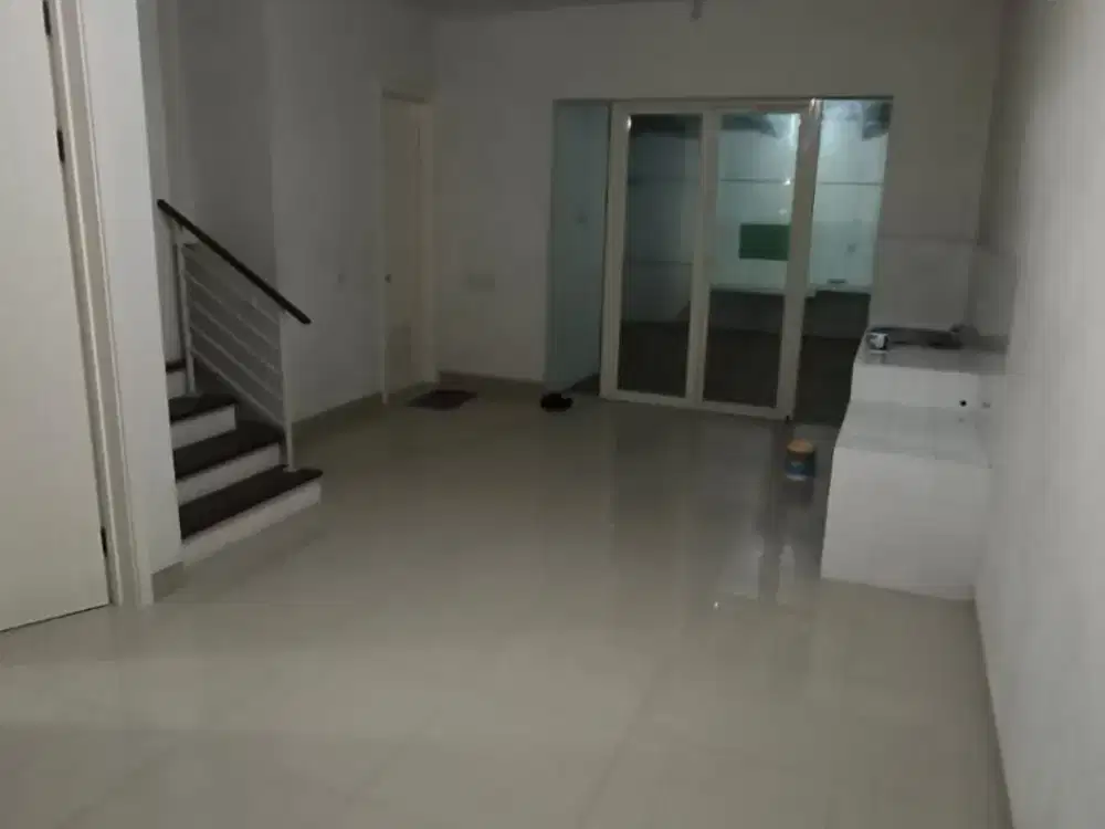 HOUSE FOR RENT! Rumah Grand Harvest - 2 Lantai, Sudah Renovasi