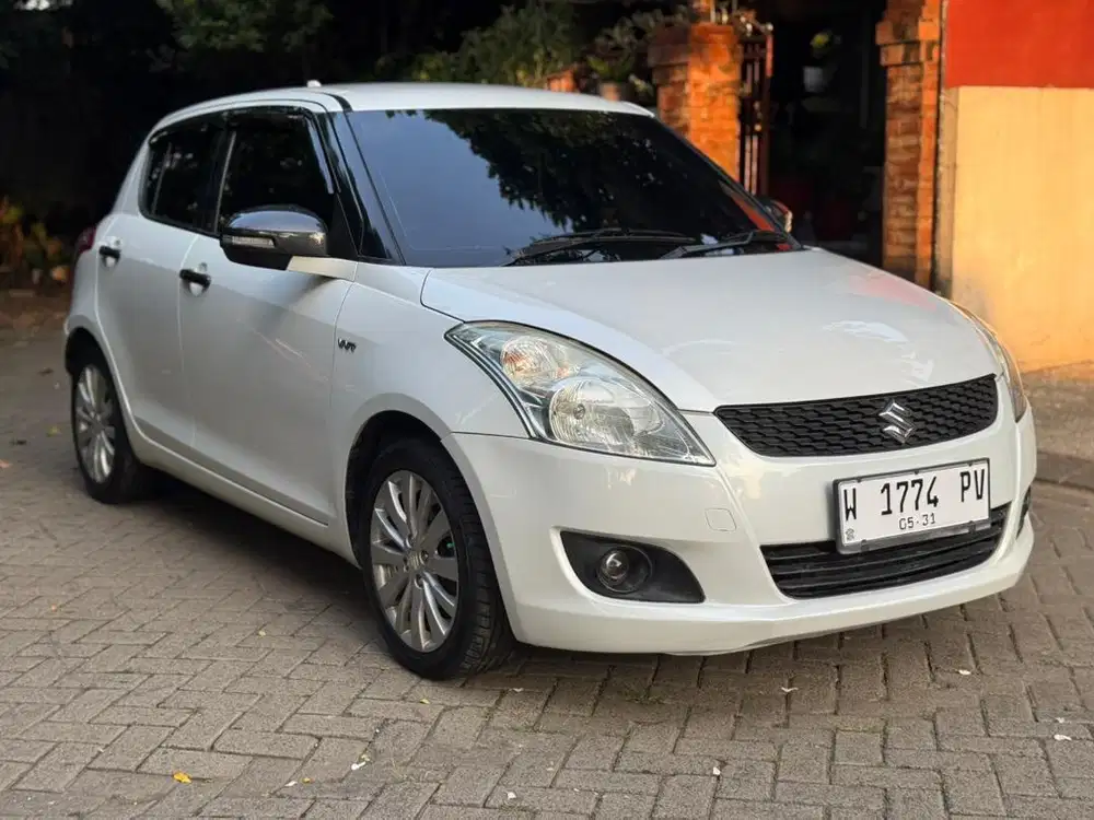 Swift GX Plat Baru Keyless Suzuki 2013 Istimewa