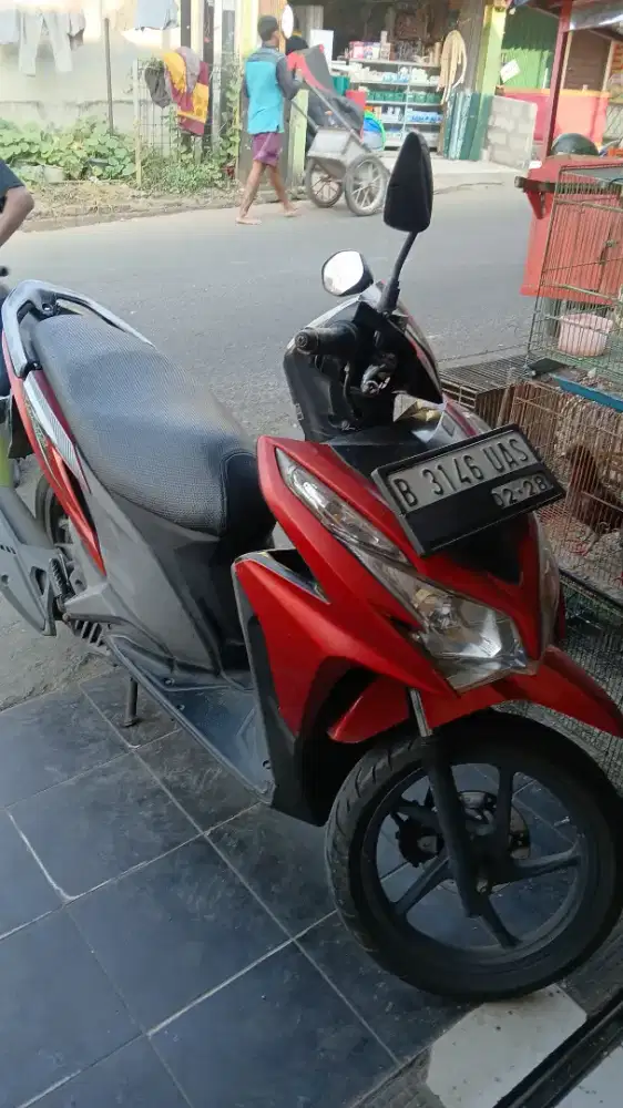 Vario 125 2013 merah