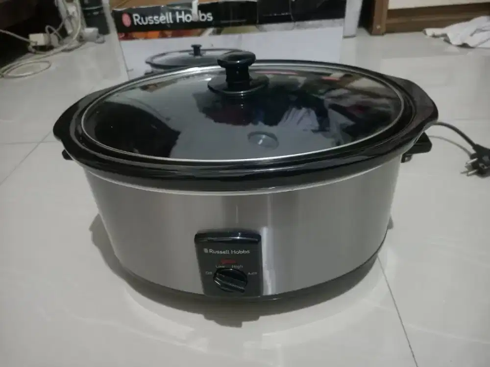 SLOW COOKER RUSSELL HOBBS - kondisi Baru, belum Pernah dipakai