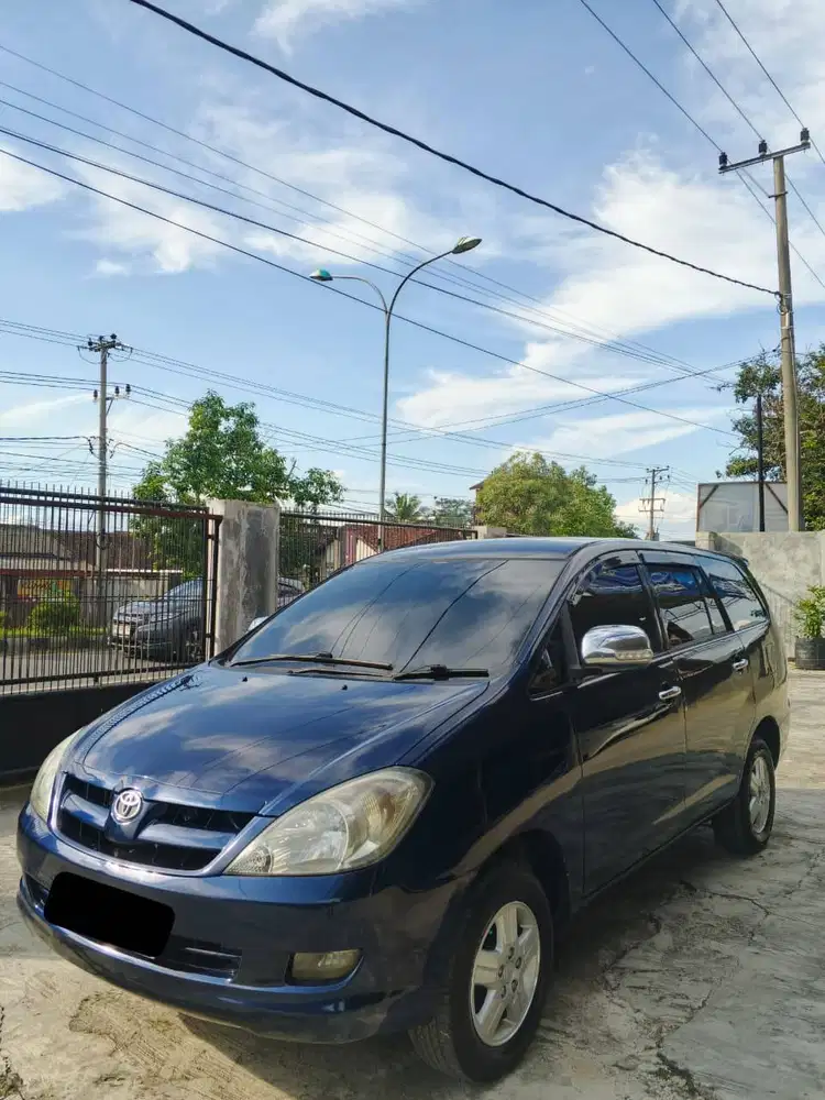 INNOVA 2.0 G MT 2006