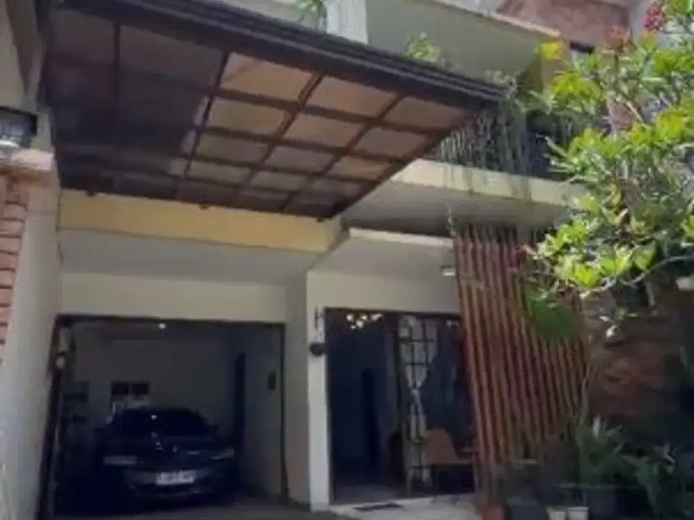 Di Sewakan Rumah 2 Lantai Lokasi Strategis di Tebet Timur Dalam, Jakarta Selatan