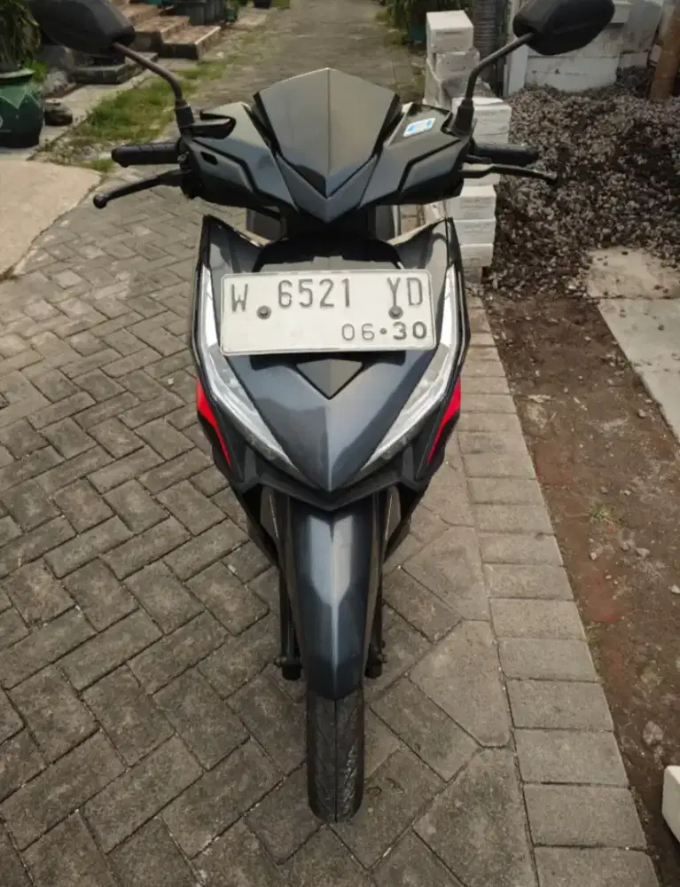 Vario 125 2015 km 50 plat w sda kondisi sgt bagus siap pakai