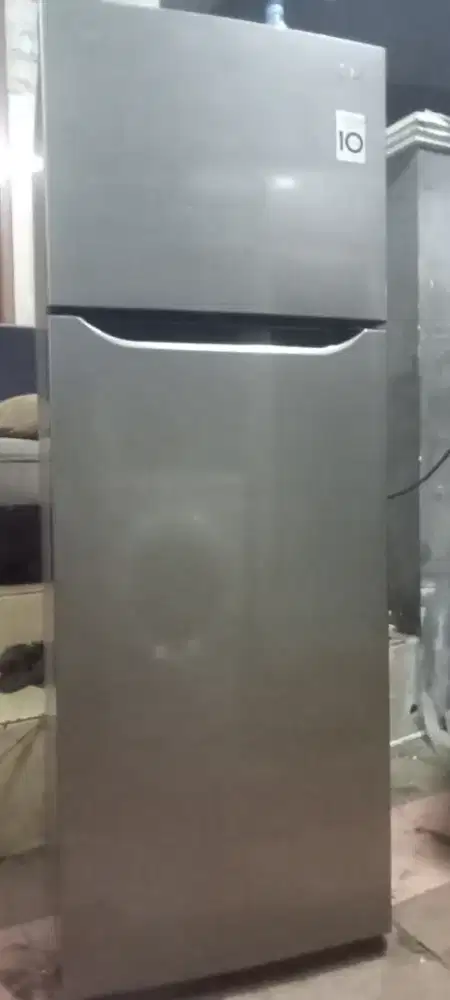 LG invter like new mulus pemakan baru beberapa bln