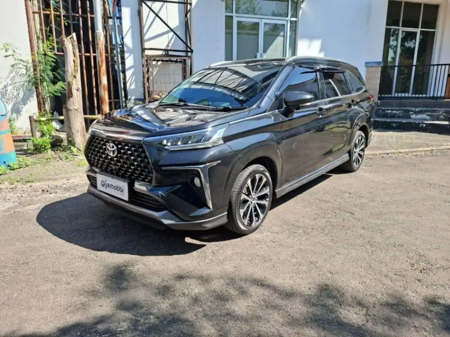 Like New - Toyota Avanza 1.5 Veloz Q Bensin AT 2023 Hitam