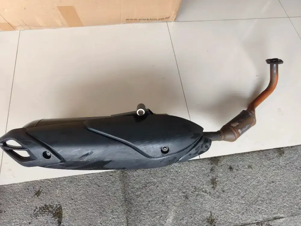 Knalpot original Aerox New