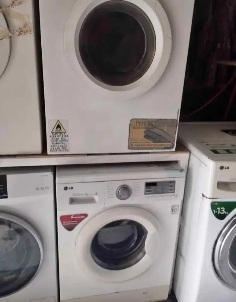 Jual cepat perlengkapan bekas  laundry baru 1 th