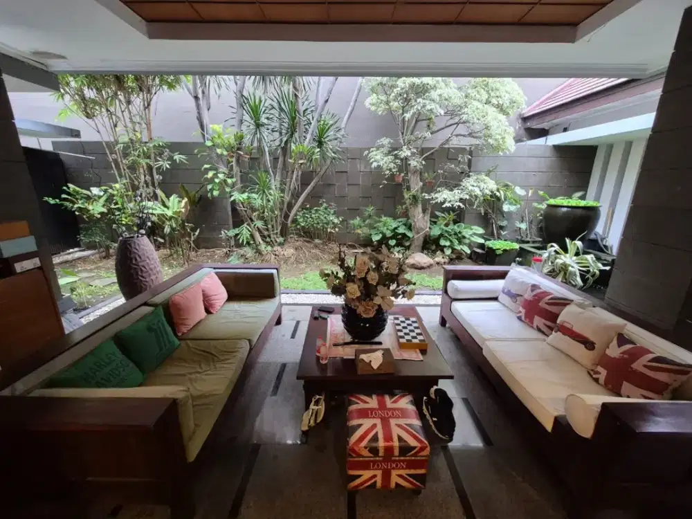 RUMAH GRAHA FAMILY*LANGKA JARANG ADA• Hadap Utara
