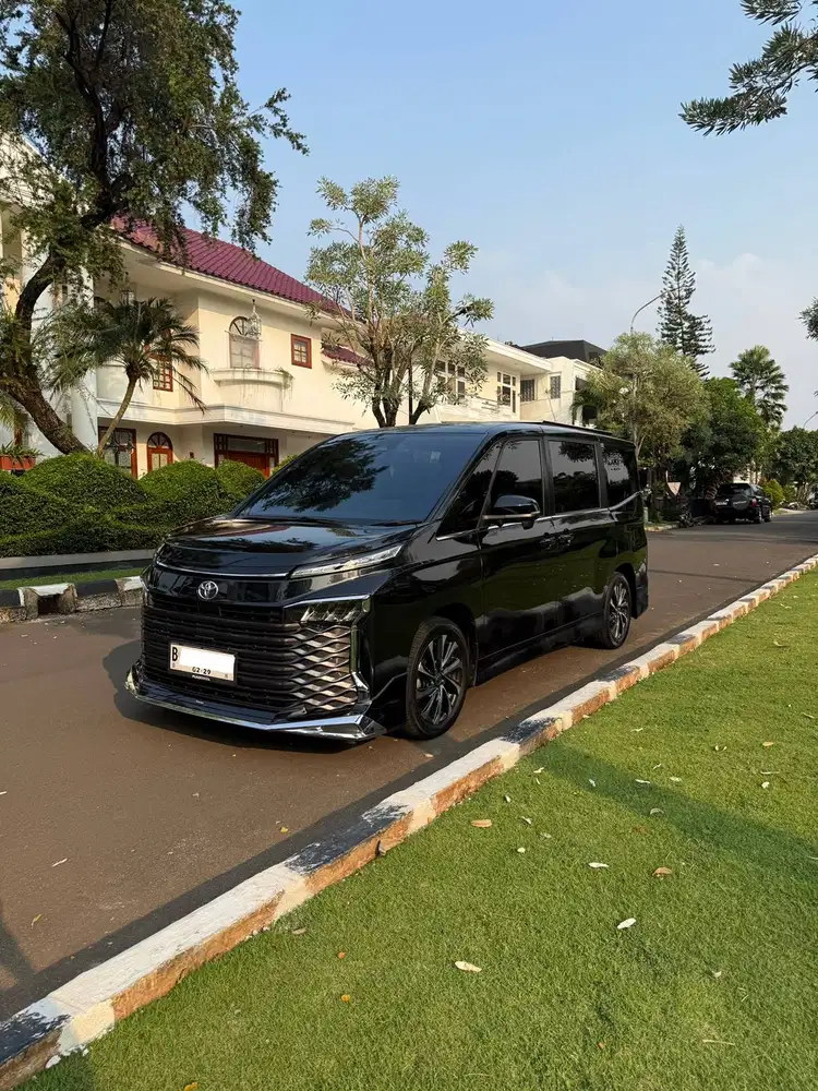CASH 2024 Toyota Voxy Facelift Modellista TSS