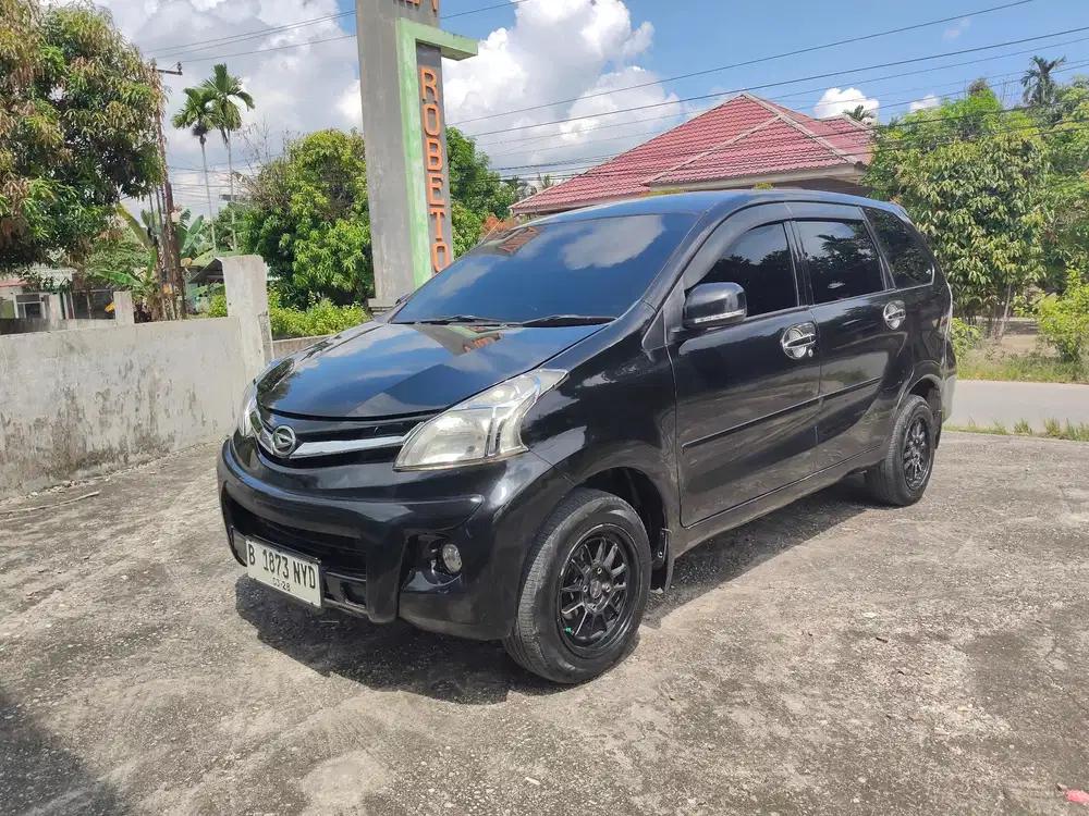 Daihatsu Xenia R sporty 2013 manual
