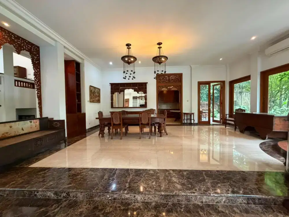 LXMMT 0196 Disewakan/ For Rent Rumah Tropical Dengan Kolam Renang Area Pondok Indah Jakarta Selatan