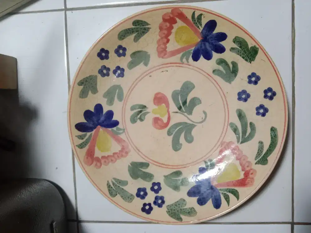 Piring keramik pasangan