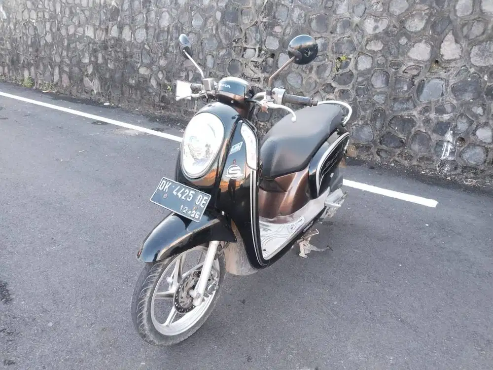 BUC Scoopy 2016 (NEGO)