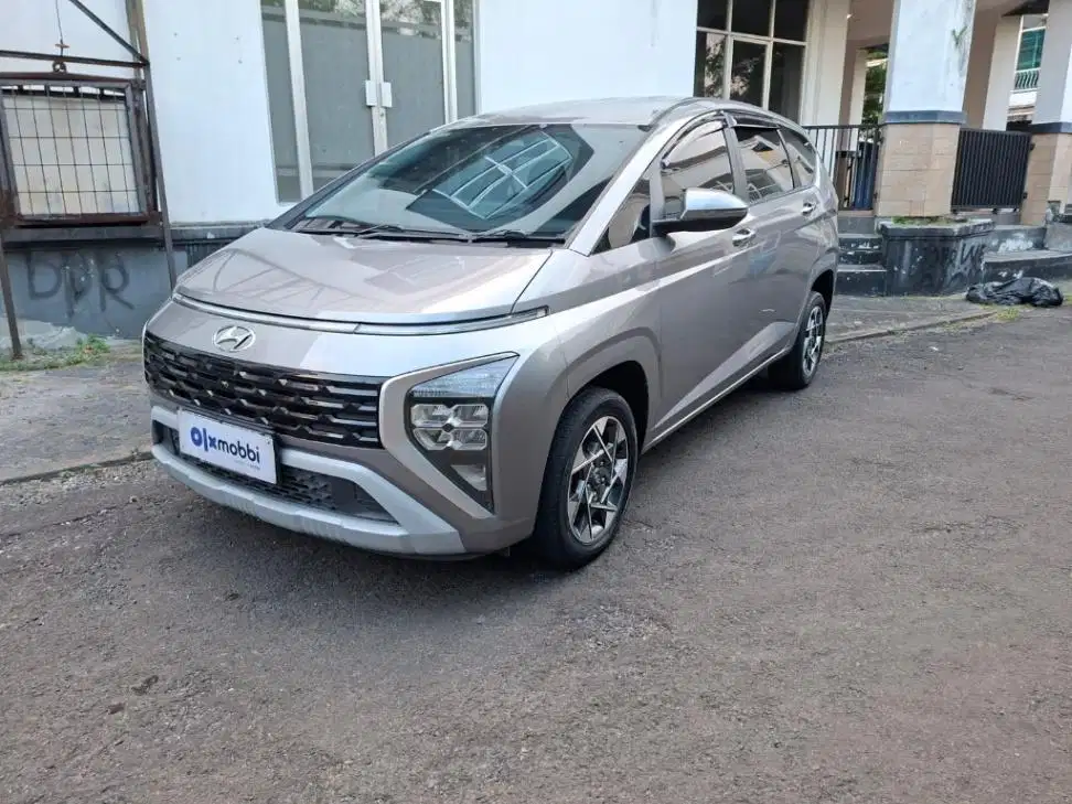Like New - Hyundai Stargazer 1.5 Prime Bensin AT 2022 Abu