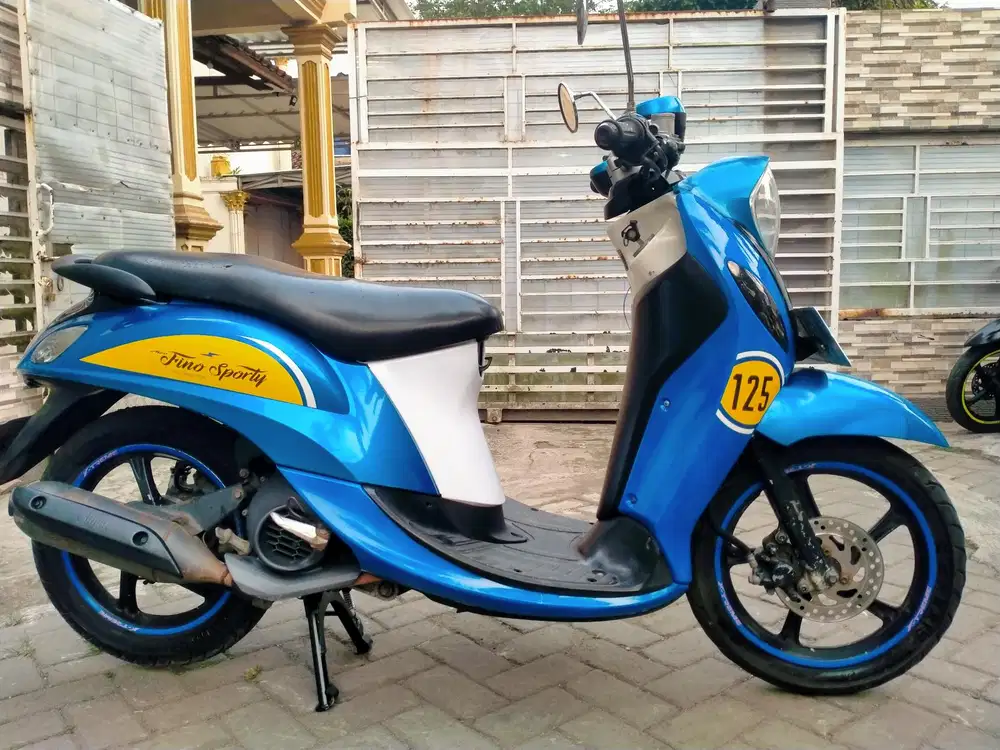 Yamaha Fino 125 blucore lengkap motor sehat keterangan detail dibawah