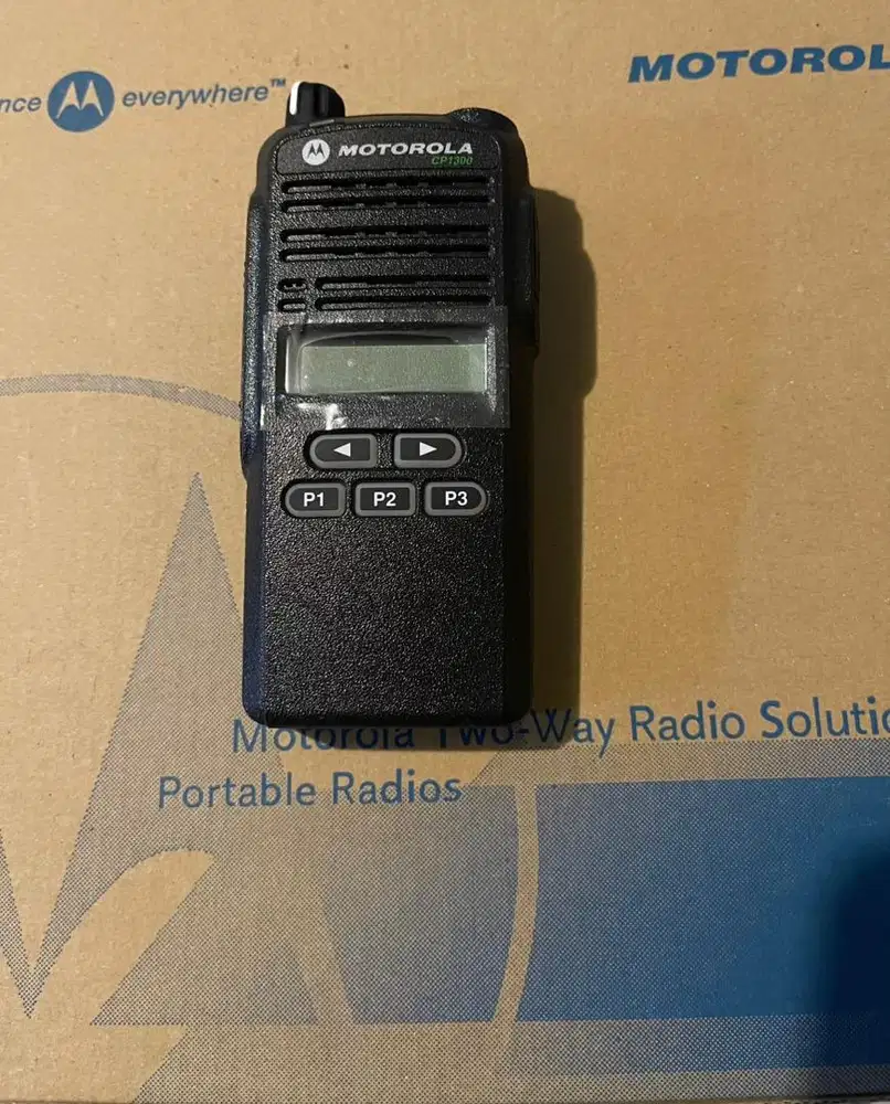 Radio Komunikasi HT Motorola