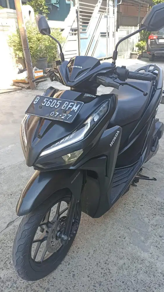 Honda Vario 125 LED CBS ISS tahun 2022 ( pajak baru 7-2027 ).