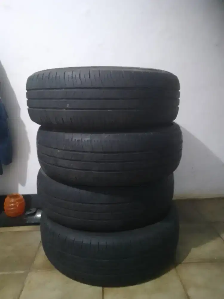 Ban Dunlop Ensave EC300+