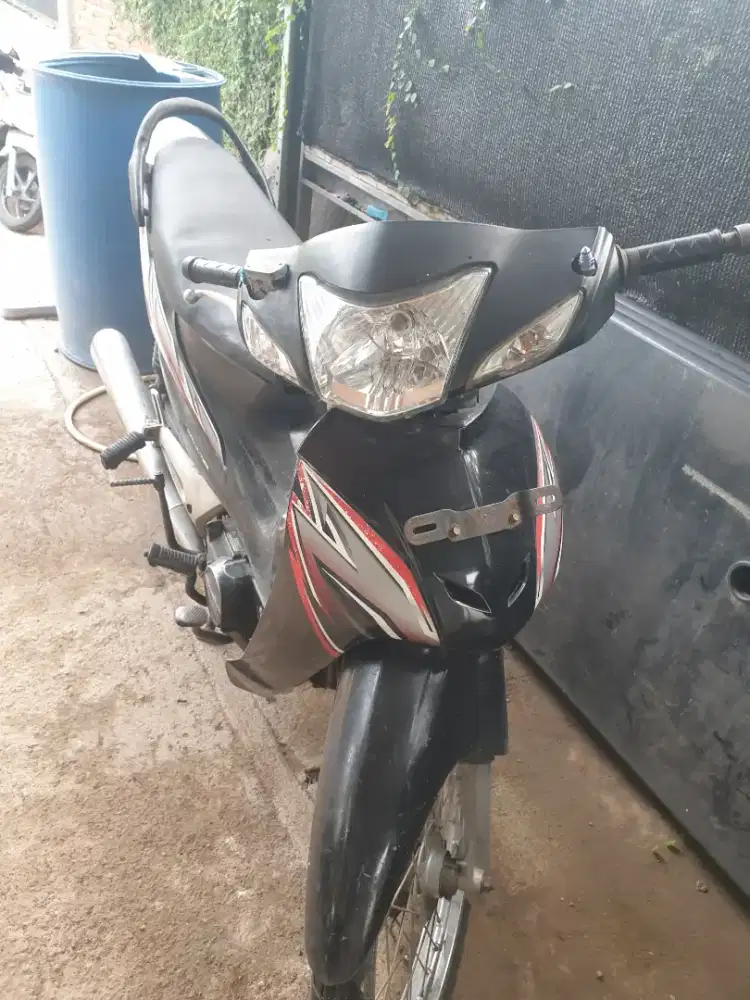 Supra Fit 2006 standar SS  kosong tp aman (foto ktp)