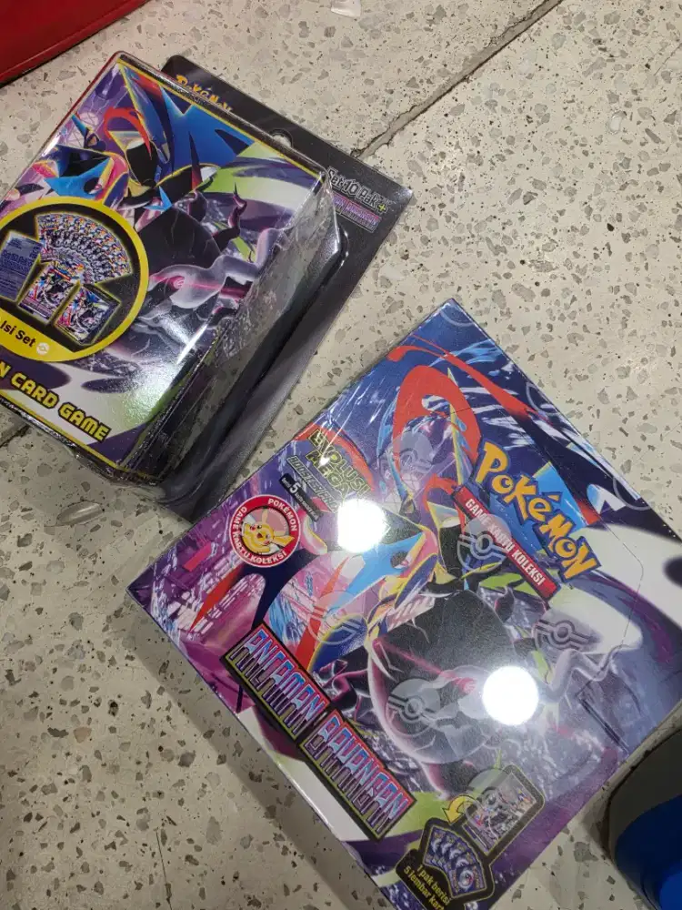kartu pokemon ancaman bayangan