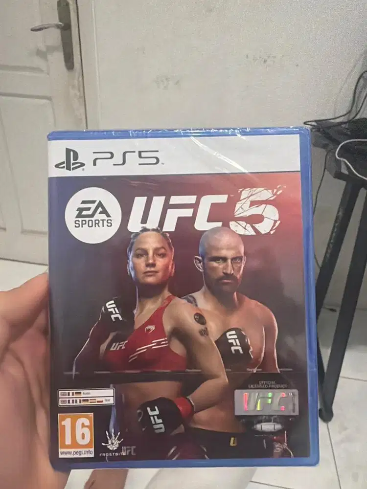 Game Ufc 5 PS5 New Segel
