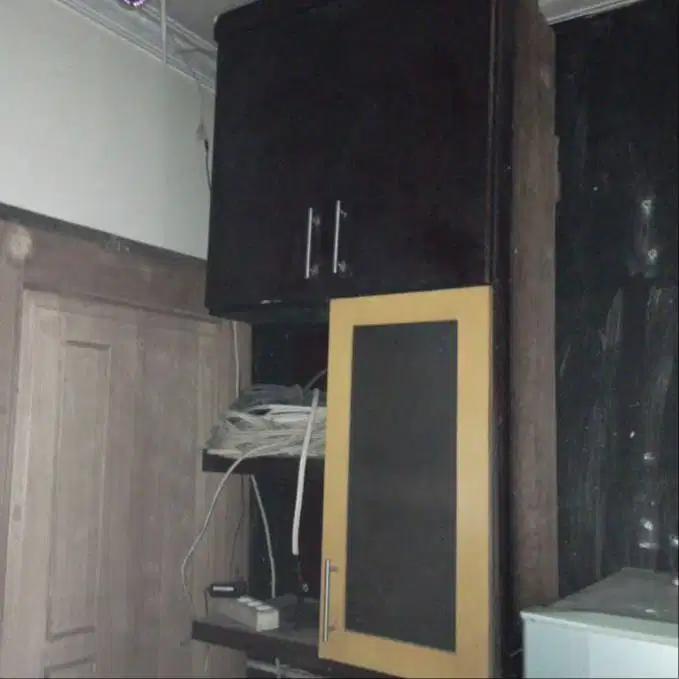 Kitchen Set Atas Laci Lemari Besar 71x38x146 cm