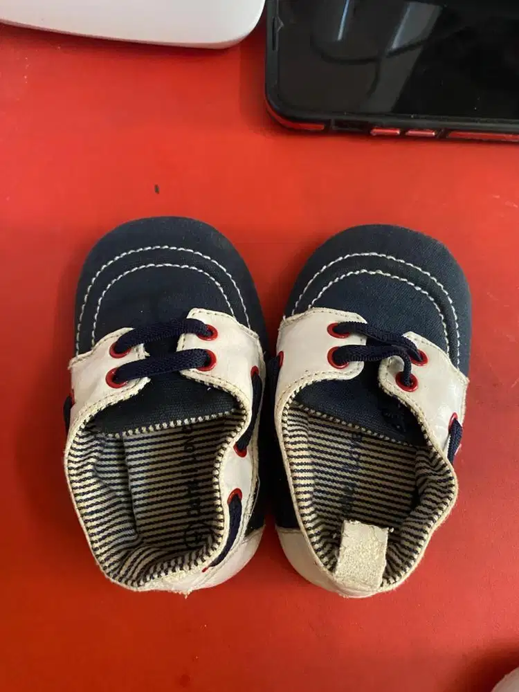 Sepatu anak new born sampai 3 bulan