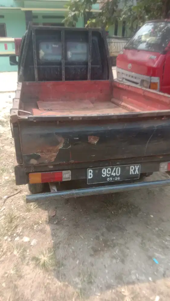 Suzuki Futura 2001 Bensin