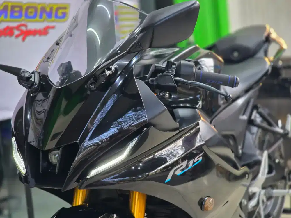 YAMAHA R15 V4 2022