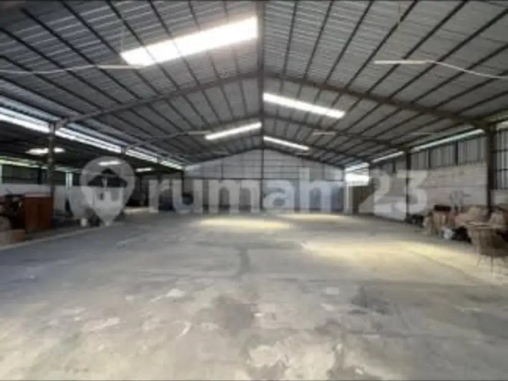 Disewakan Gudang Bagus dan Siap Pakai di Plumbon Cirebon