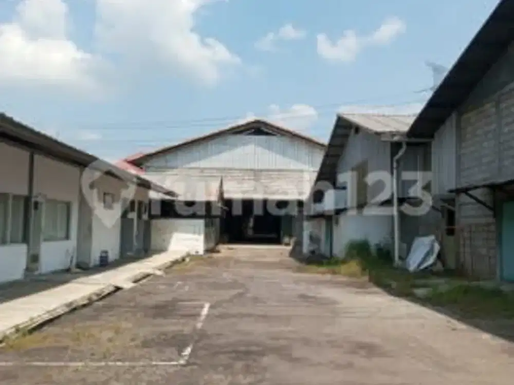 Disewakan Gudang Besar dan Siap Pakai di Kanci Cirebon