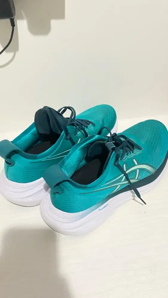 Sepatu lari Running shoes Asics Gel Nimbus 27