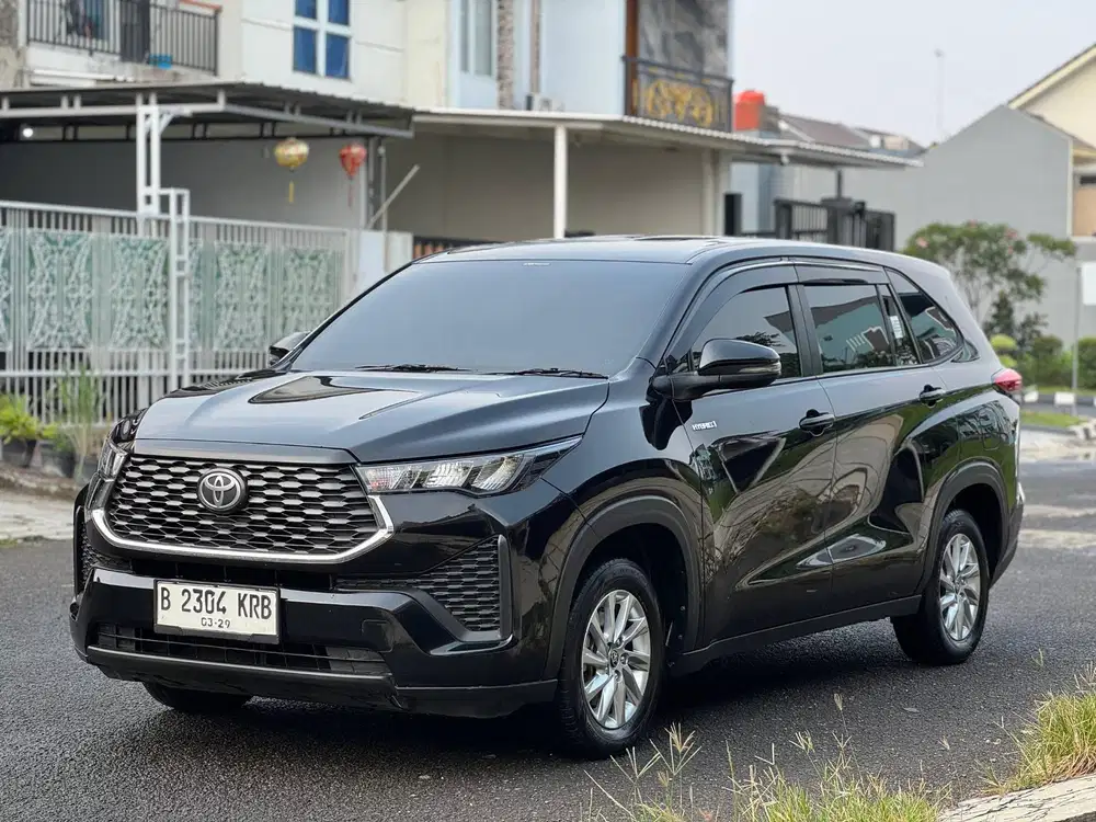 Toyota Kijang Innova 2024 Bensin