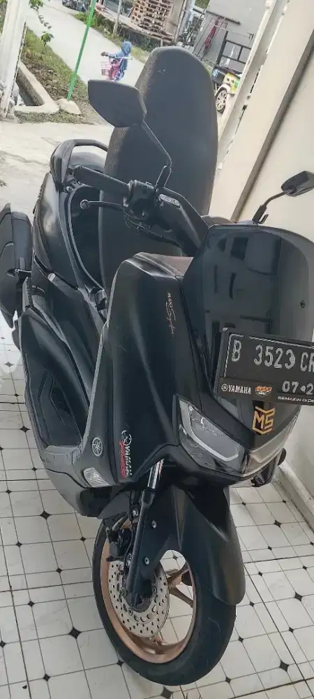 New Nmax 2022 hitam