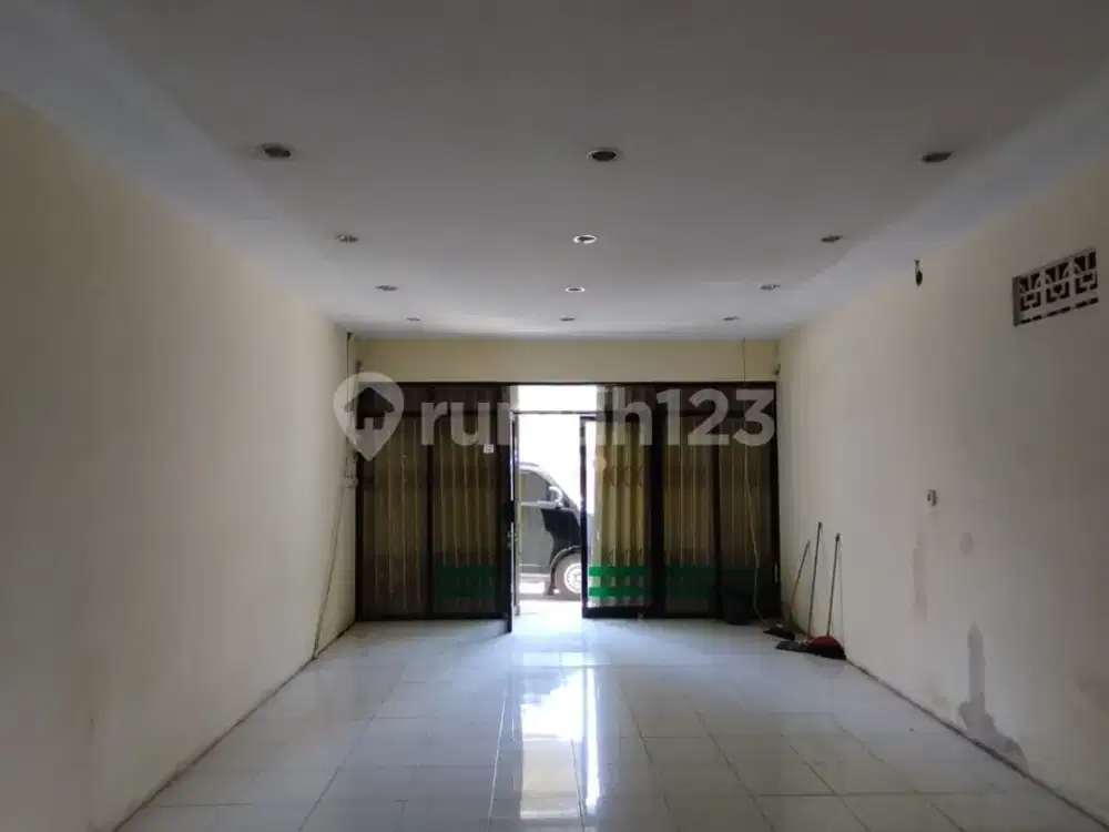 Disewakan Ruko 2 Lantai di Jalan Kutagara Cirebon