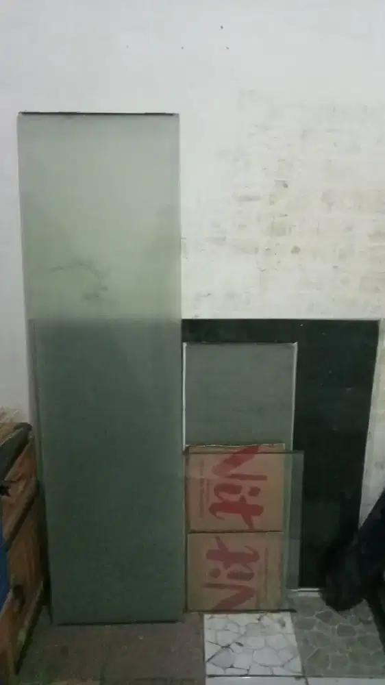 Kaca untuk aquarium