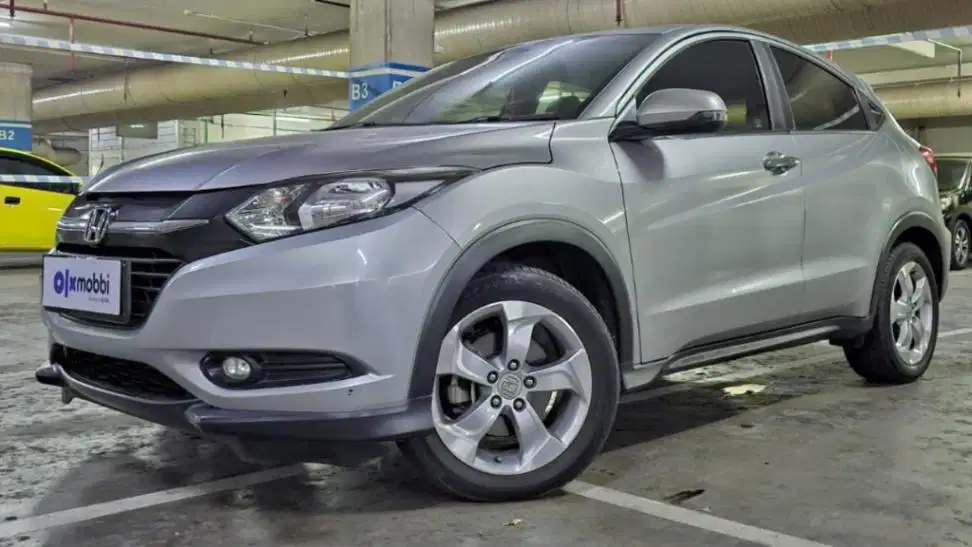 KM Rendah - Honda HRV 1.5 E Bensin-AT 2016