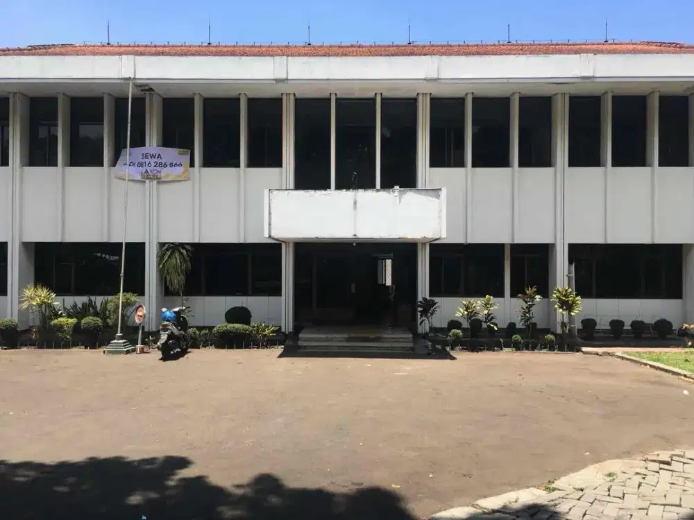 Gedung Untuk Kantor Kampus Strategis Pusat Kota Bandung