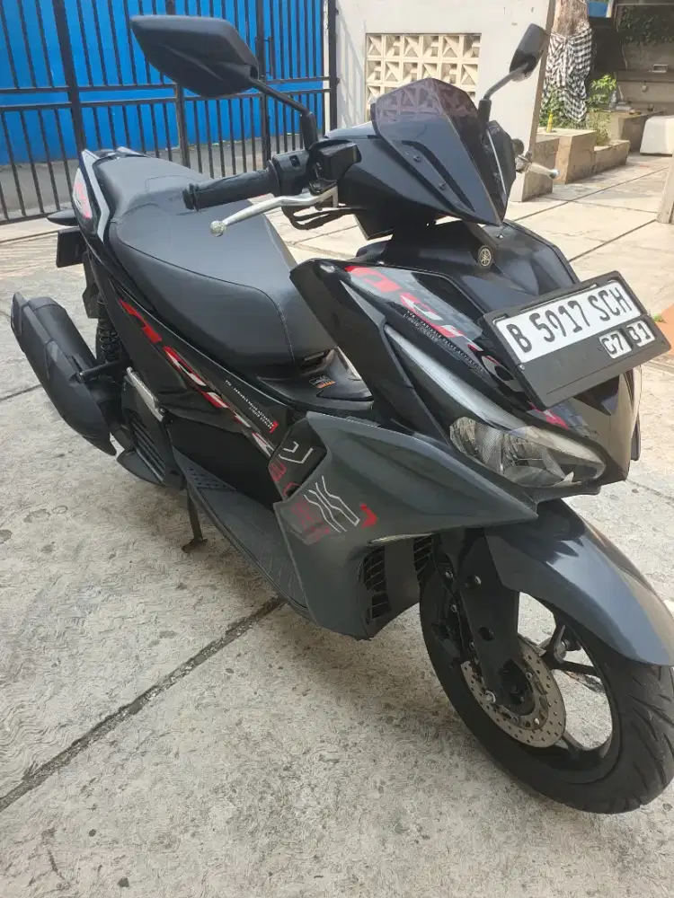AEROX 2025. SURAT LENGKAP. PAJAK HIDUP 07/2027. KM 8000. TERMURAH
