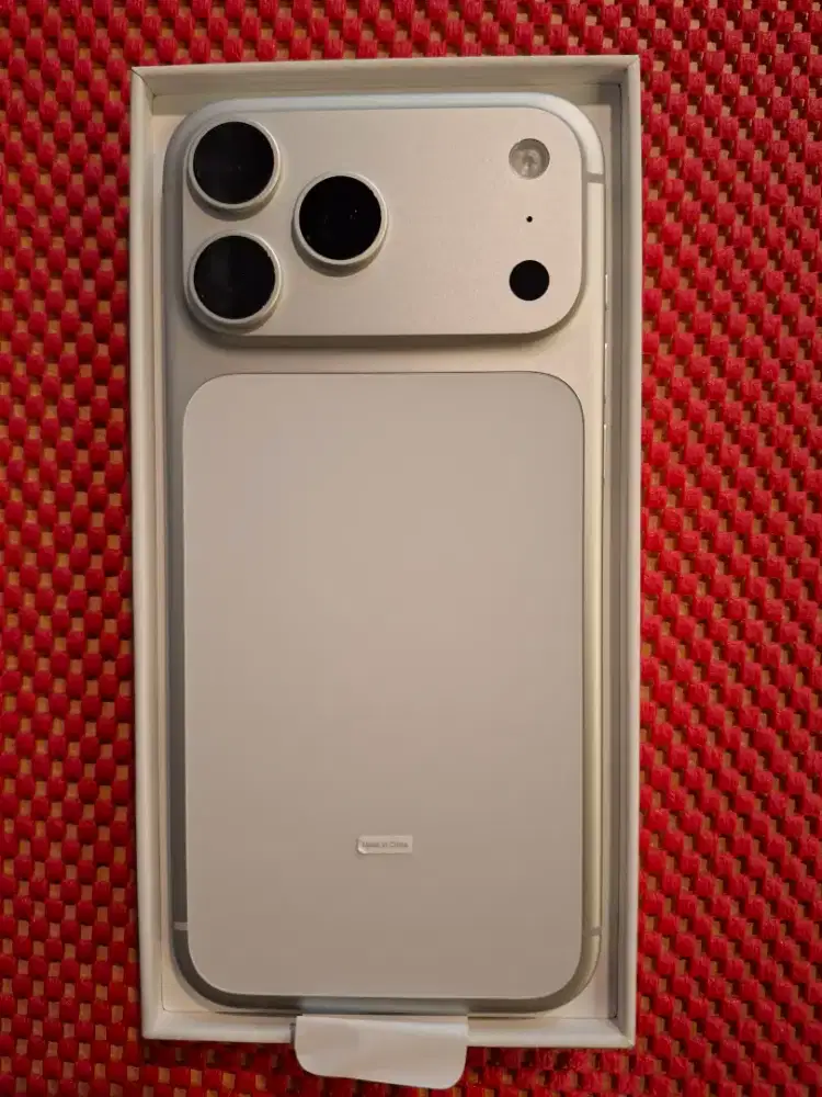 Iphone 17 promax 256gb