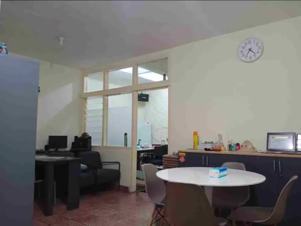 Dijual rumah di Sukaluyu