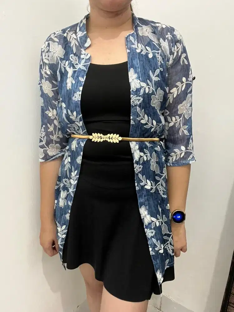 Outer Biru Bunga Daun
