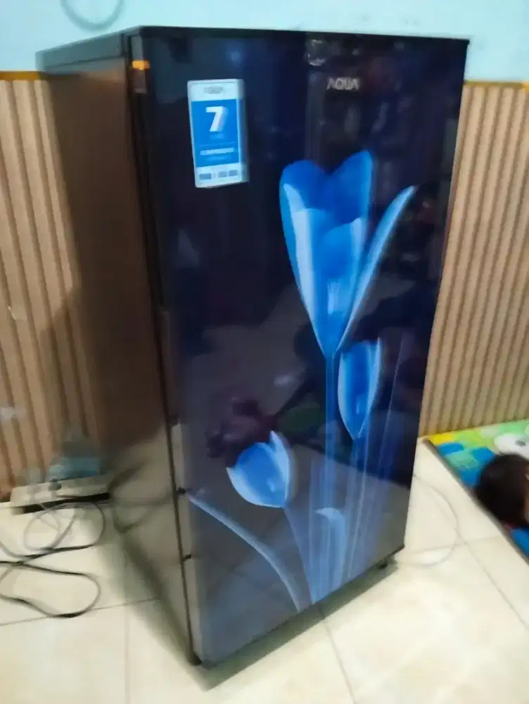 kulkas 1 pintu Aqua pintu kaca