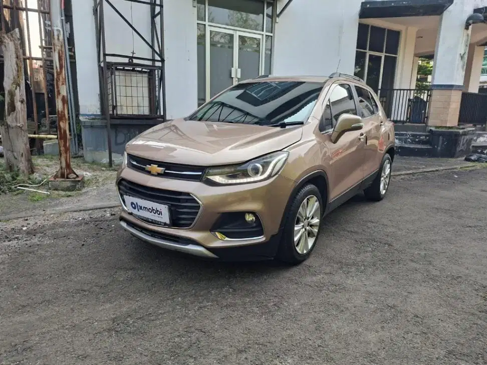 Hot Sale - Chevrolet Trax 1.4 Premier Bensin AT 2018 Coklat