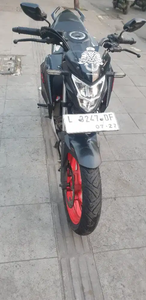CB 150R th 2017 mulus pjk baru 07-2027