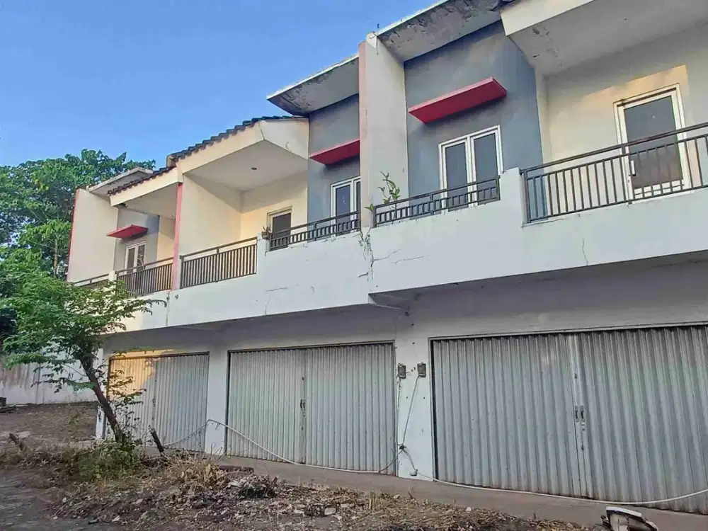 3 Ruko SHM di Jalan Raya Sendang Mulyo Tembalang cuma Rp1,4 M an ,Kok bisa semurah ini.