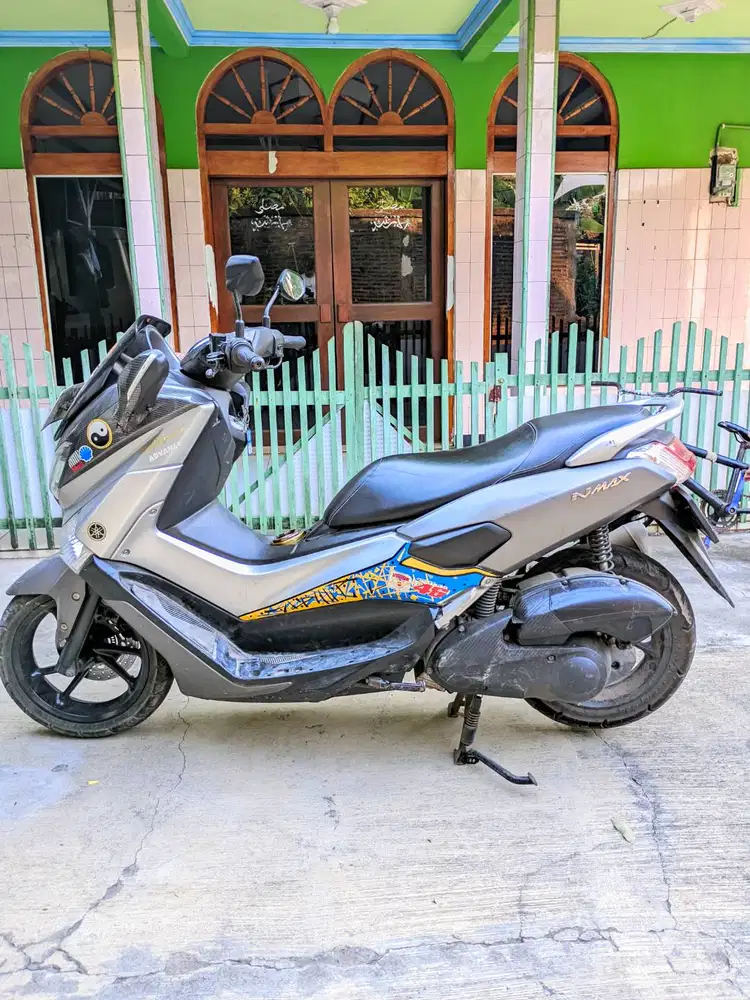 Yamaha NMAX 2017 Abu-Abu | Pajak Mati 1 surat lengkap. Plat K