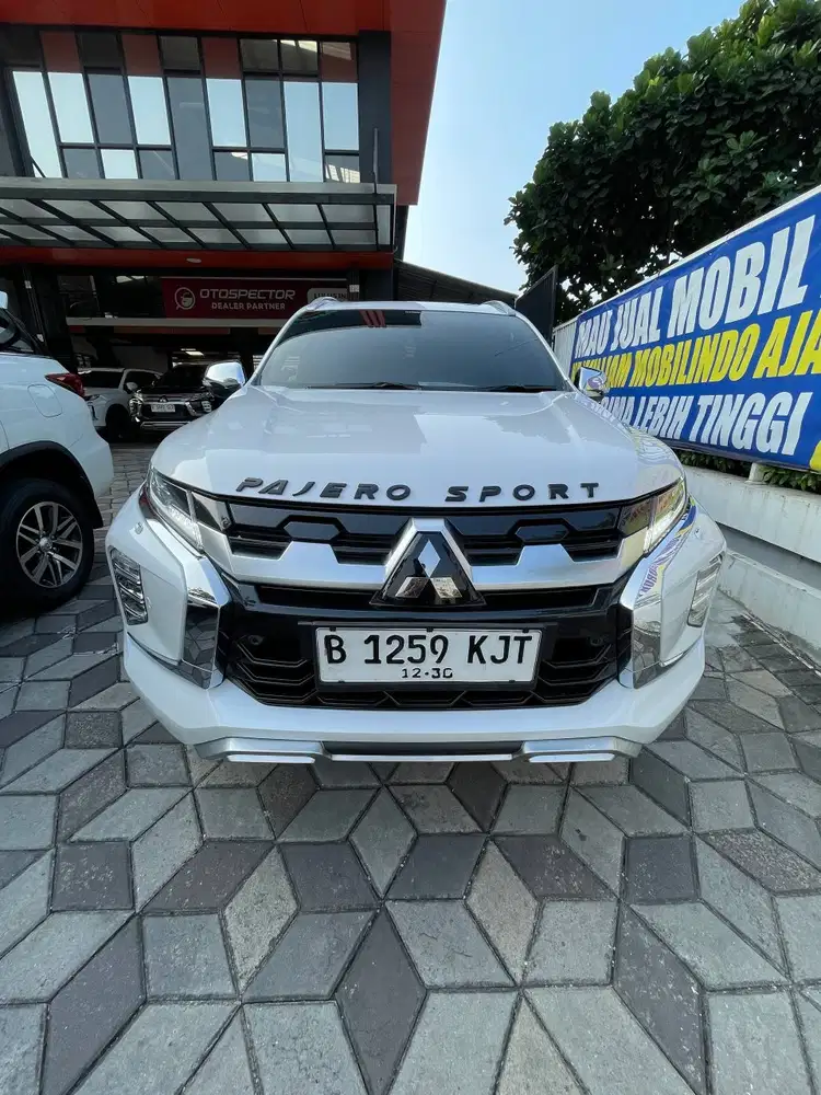 Mitsubishi Pajero Sport Dakar 2.4L A/T 2025