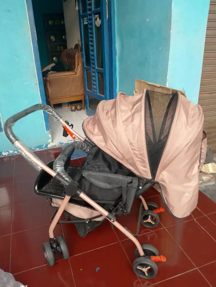 Stroller troli bayi bekas kaya baru